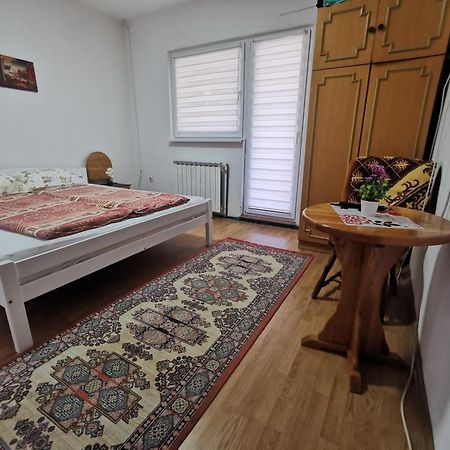 Book A Room Sarajevo, Free Parking & Garden ภายนอก รูปภาพ