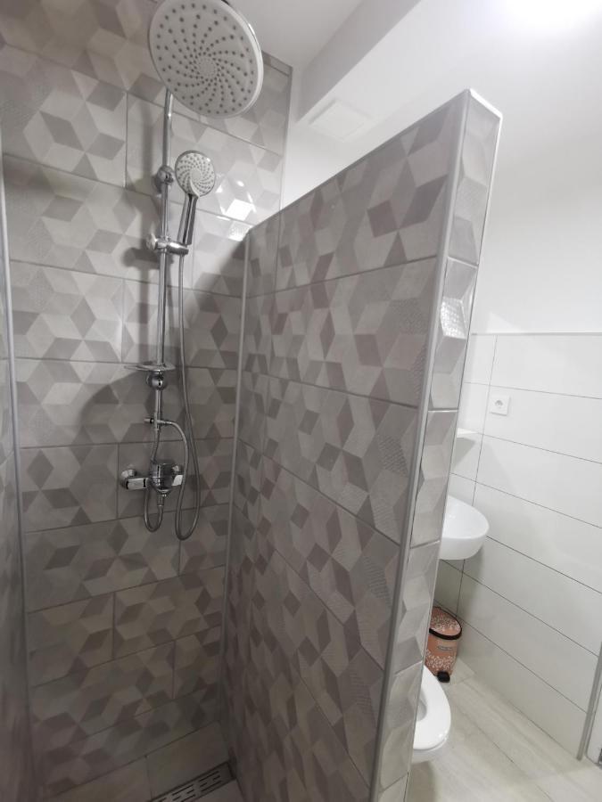 Book A Room Sarajevo, Free Parking & Garden ภายนอก รูปภาพ