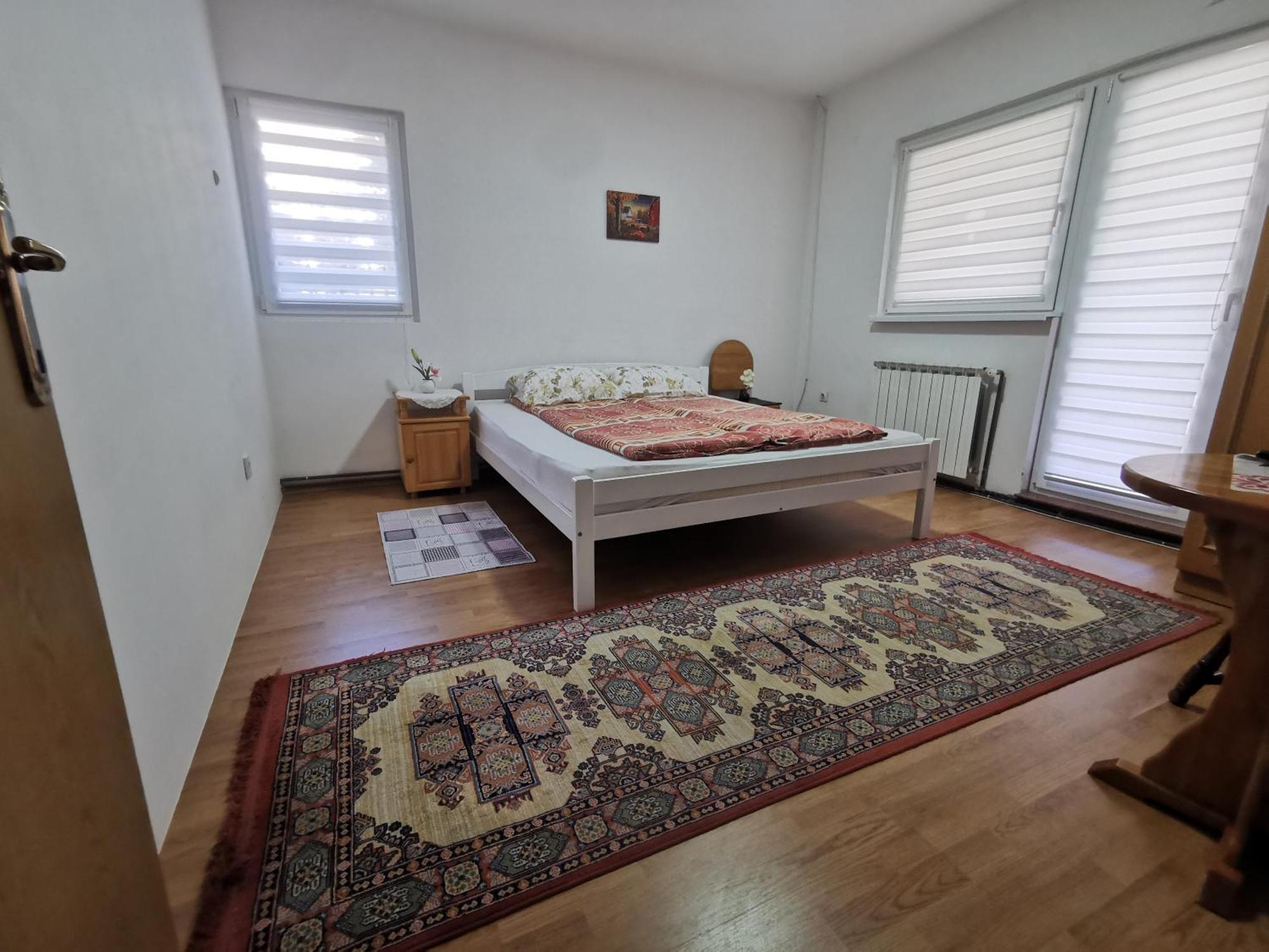 Book A Room Sarajevo, Free Parking & Garden ภายนอก รูปภาพ